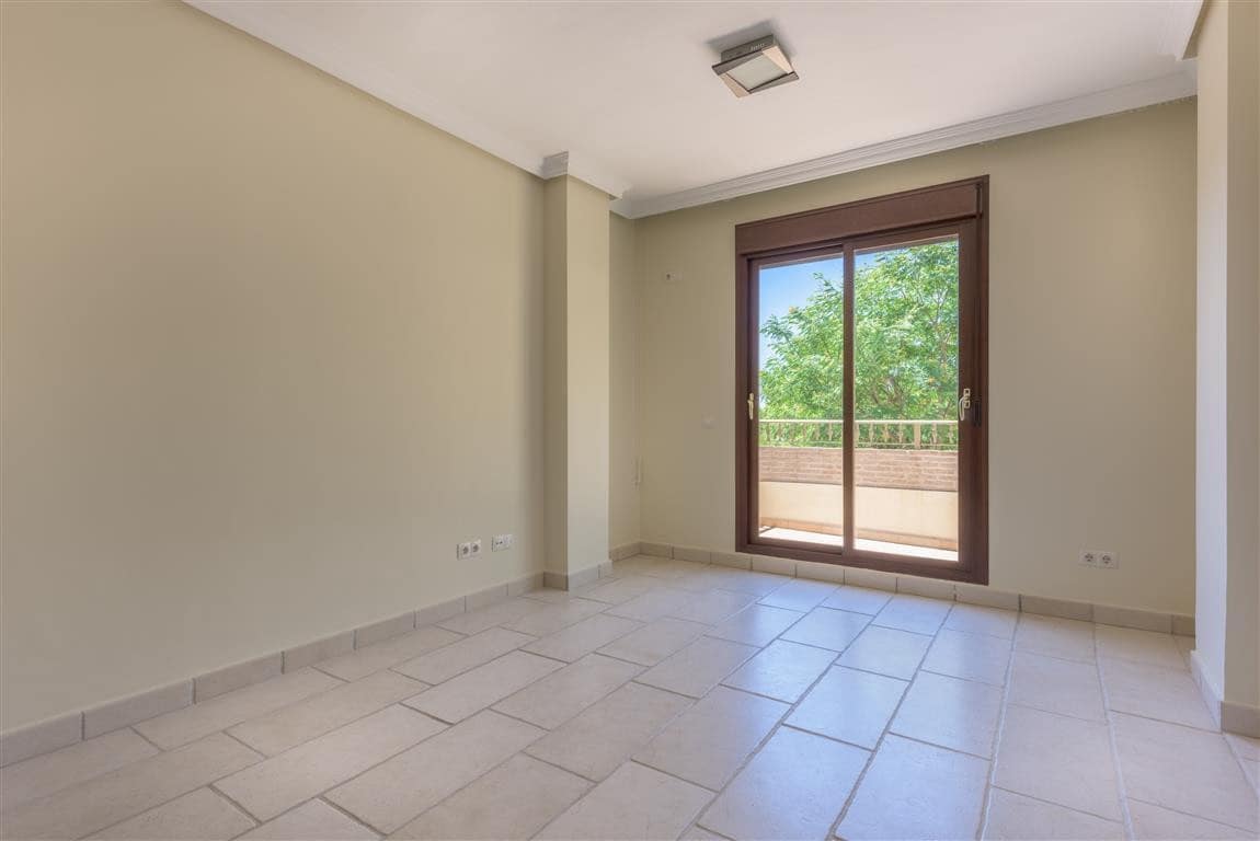 5 sypialnia Willa na sprzedaż w Los Arqueros z basenem garażem - 2 725 000 € (Ref: 6485964)