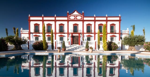7 bedroom Villa for sale in Seville city with pool garage - € 2,950,000 (Ref: 6485968)