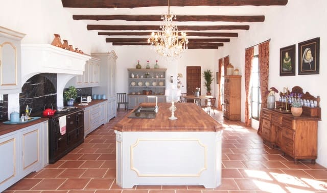 Chalet de 7 habitaciones en Sevilla ciudad en venta con piscina garaje - 2.950.000 € (Ref: 6485968)