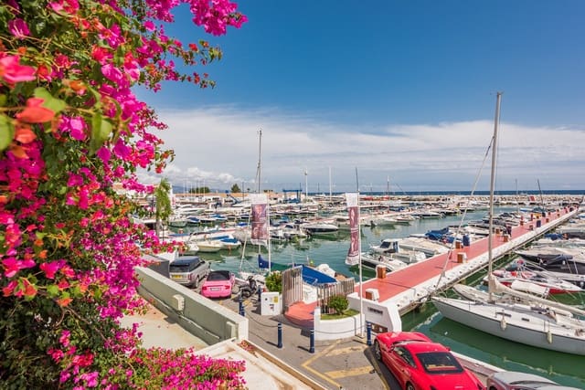 1 soveværelse Lejlighed til salg i Puerto Banus, Marbella - € 795.000 (Ref: 6486038)
