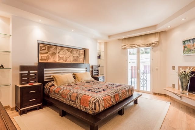 1 soveværelse Lejlighed til salg i Puerto Banus, Marbella - € 795.000 (Ref: 6486038)