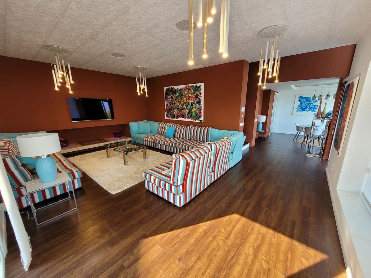 4 sovrum Villa till salu i New Golden Mile med pool - 1 600 000 € (Ref: 6548283)