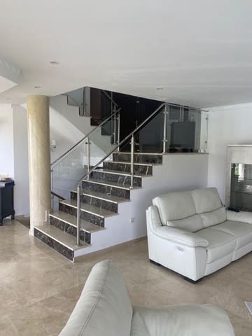 5 Zimmer Villa zu verkaufen in Benahavís mit Pool - 3.500.000 € (Ref: 6548293)