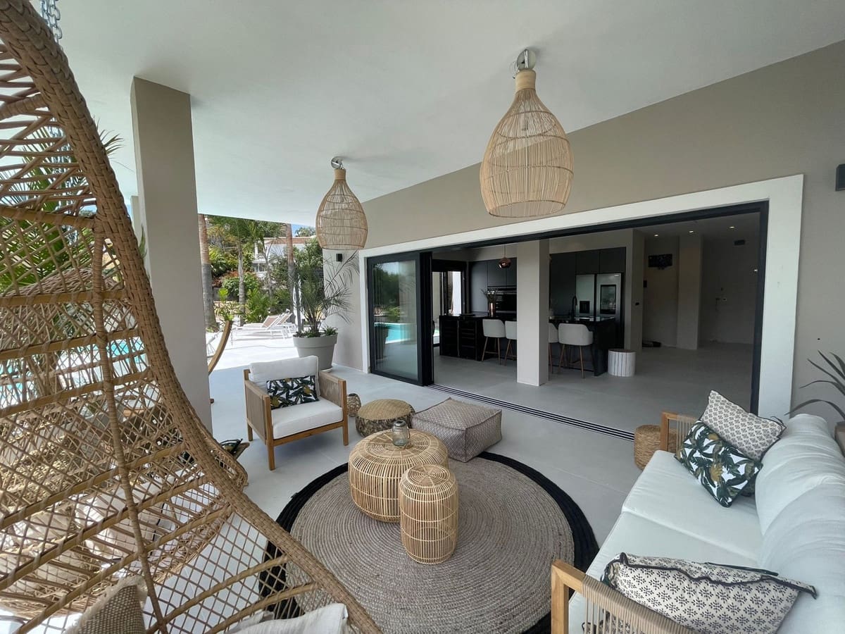 7 soverom Villa til salgs i Elviria med svømmebasseng garasje - € 3 790 000 (Ref: 6913135)