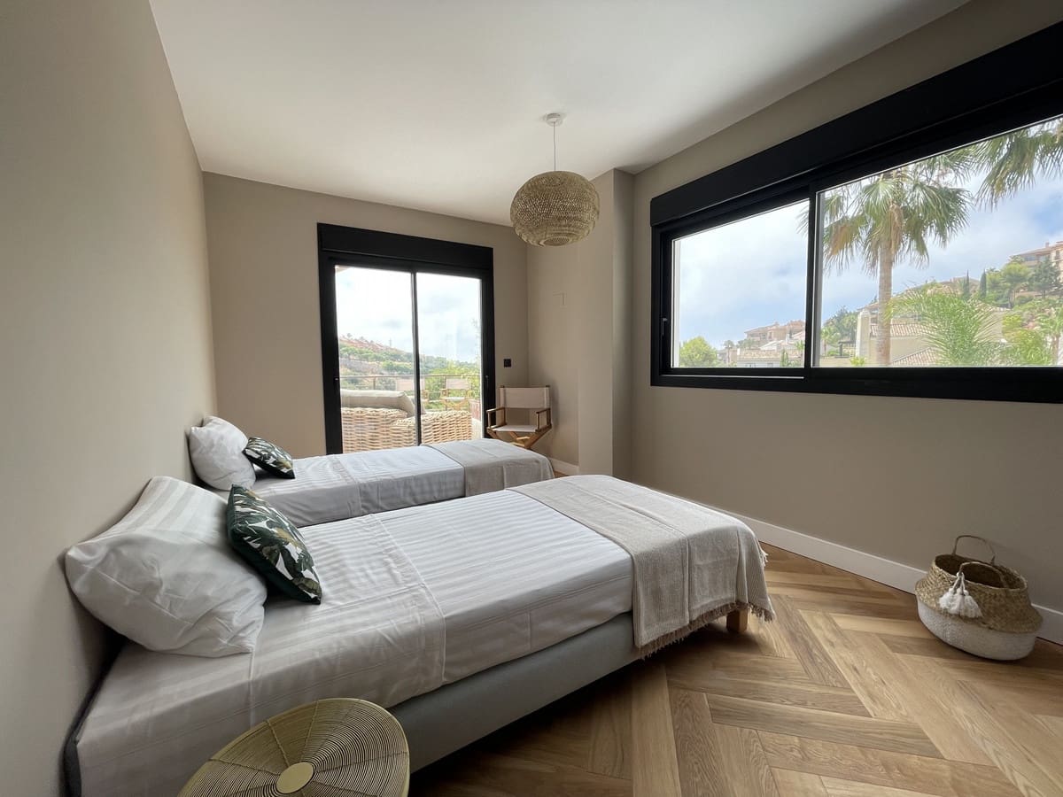 7 soverom Villa til salgs i Elviria med svømmebasseng garasje - € 3 790 000 (Ref: 6913135)