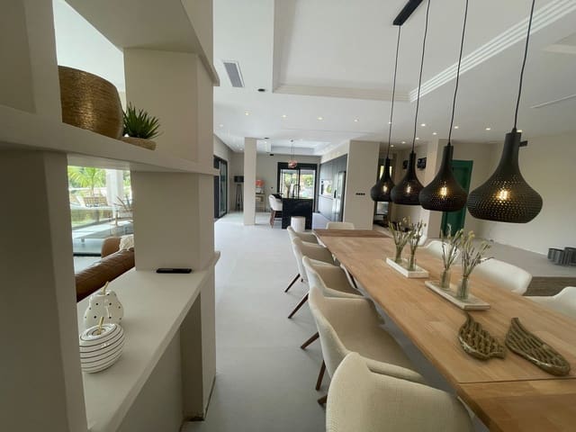 7 soveværelse Villa til salg i Elviria, Marbella med swimmingpool garage - € 3.790.000 (Ref: 6913135)