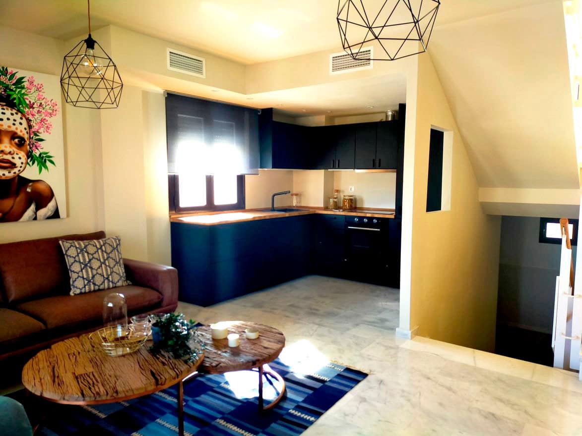 4 soveværelse Semi-Rækkehus til salg i Riviera del Sol med swimmingpool garage - € 540.000 (Ref: 6984661)