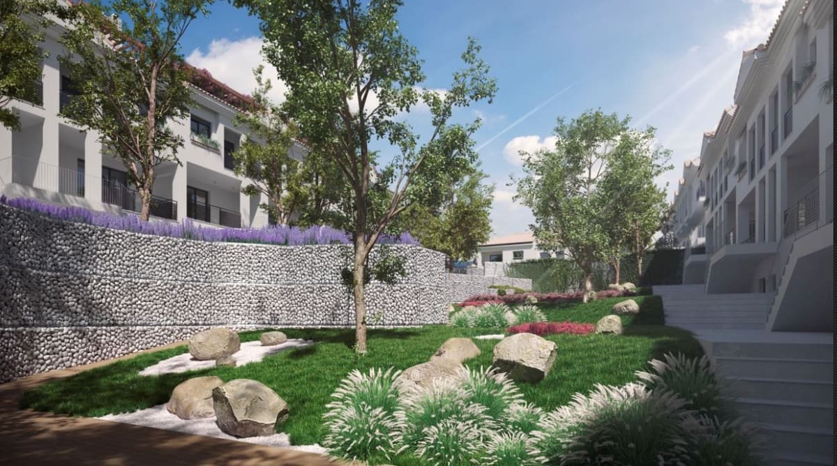 4 soveværelse Semi-Rækkehus til salg i Riviera del Sol med swimmingpool garage - € 540.000 (Ref: 6984661)