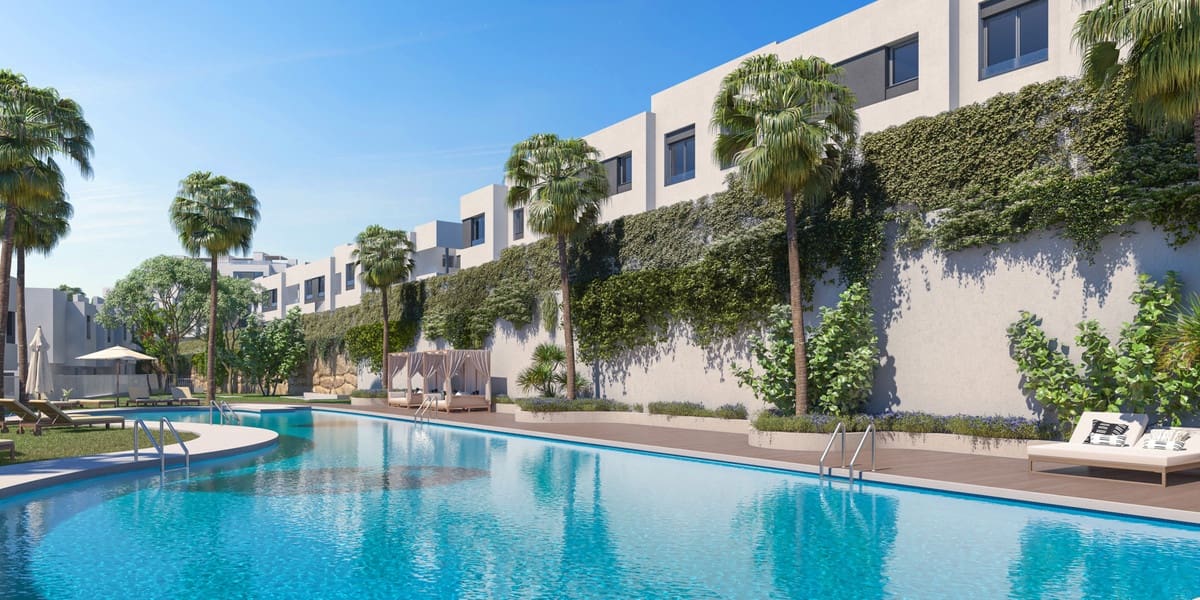 4 soveværelse Byhus til salg i La Cala de Mijas med swimmingpool garage - € 678.000 (Ref: 6984684)