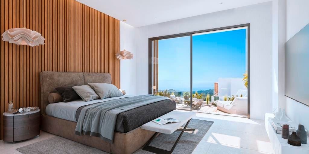 4 bedroom Semi-detached Villa for sale in Rio Real with pool garage - € 1,960,000 (Ref: 6984714)