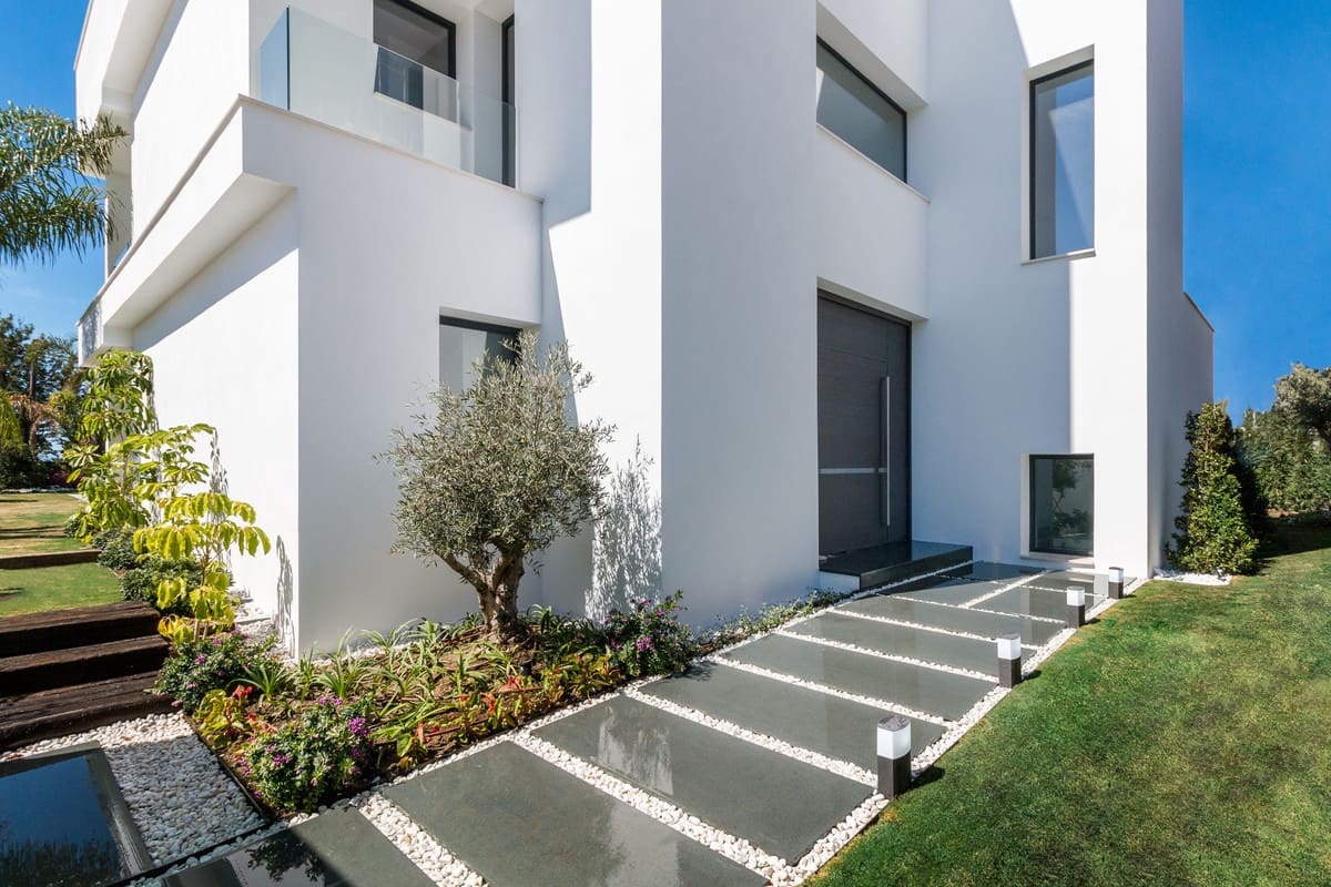 4 soveværelse Villa til salg i Puerto Banus med swimmingpool - € 3.100.000 (Ref: 6988546)