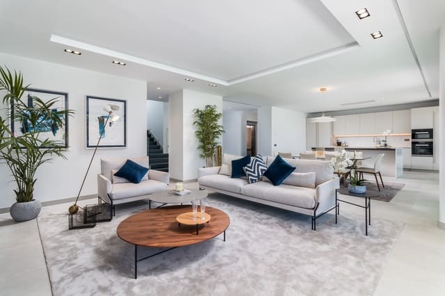 4 soveværelse Villa til salg i Puerto Banus, Marbella med swimmingpool - € 3.100.000 (Ref: 6988546)