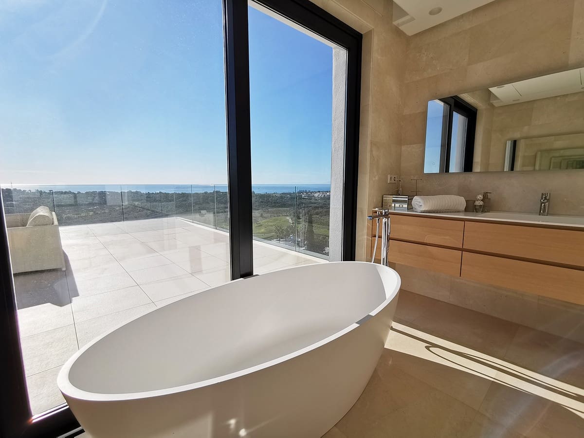 5 quarto Moradia para venda em Benahavis com piscina - 2 995 000 € (Ref: 7035832)