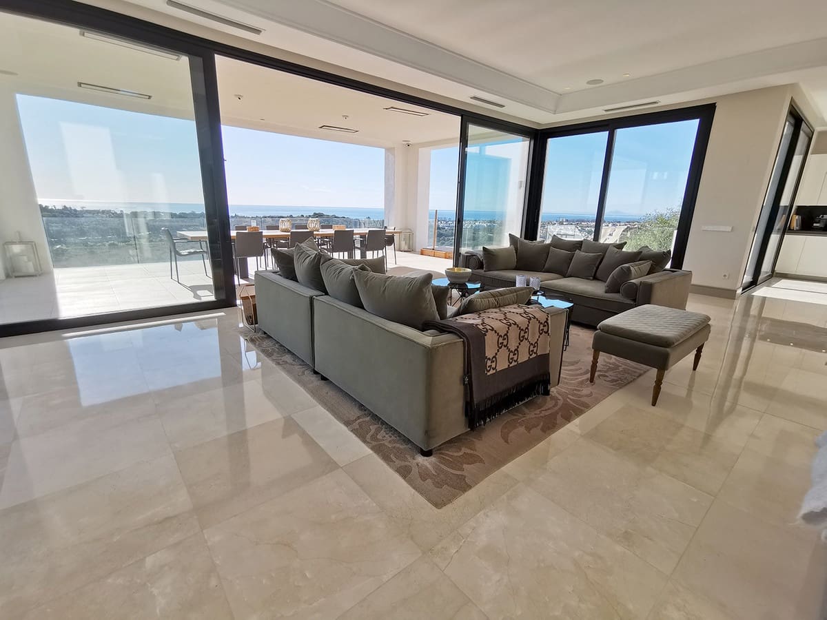 5 makuuhuone Huvila myytävänä paikassa Benahavis mukana uima-altaan - 2 995 000 € (Ref: 7037943)