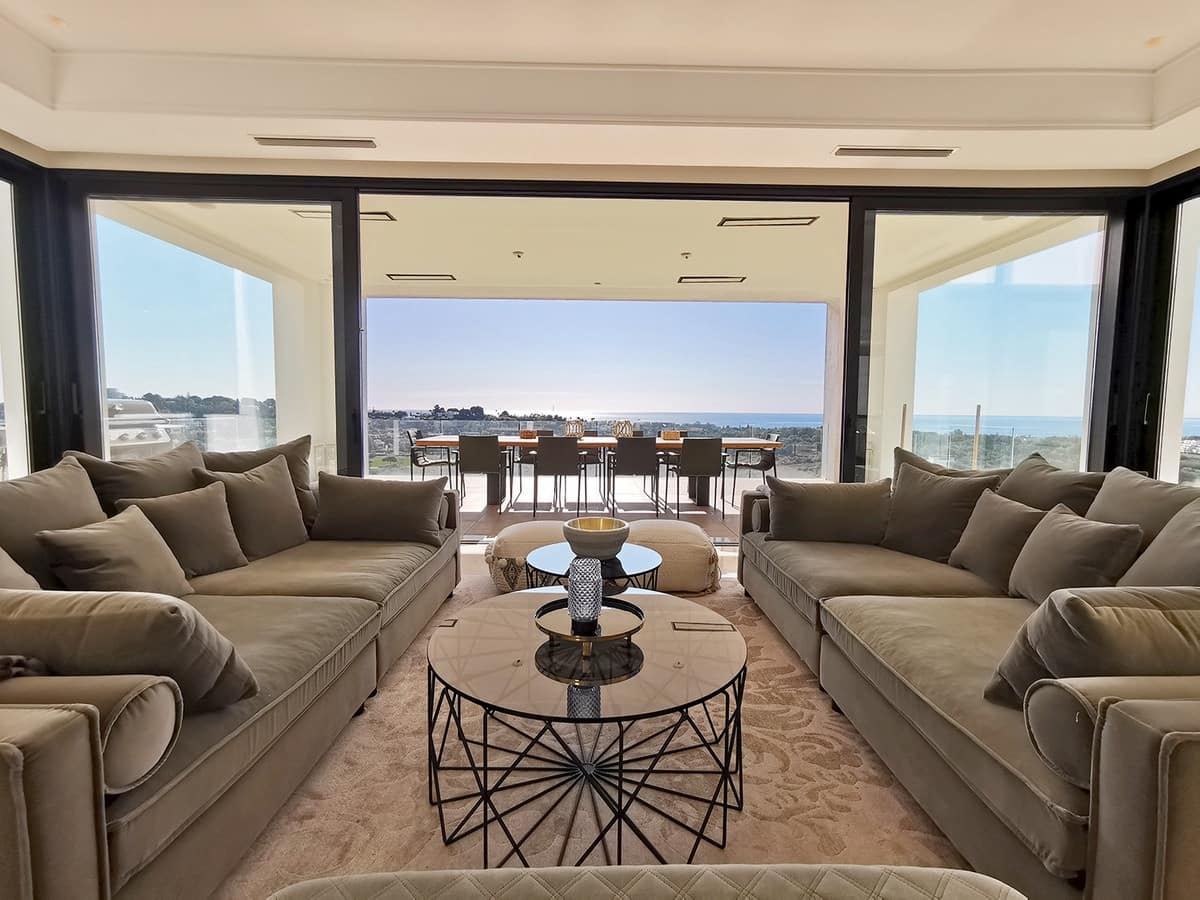 5 makuuhuone Huvila myytävänä paikassa Benahavis mukana uima-altaan - 2 995 000 € (Ref: 7037943)