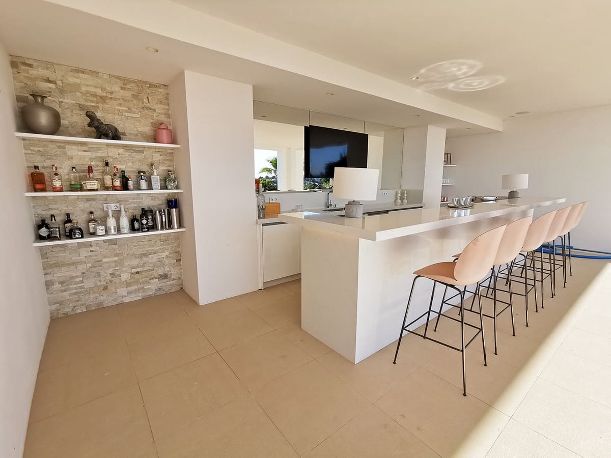5 makuuhuone Huvila myytävänä paikassa Benahavis mukana uima-altaan - 2 995 000 € (Ref: 7037943)