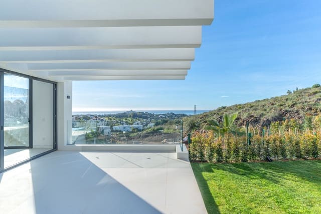 4 bedroom Villa for sale in Benahavís with pool garage - € 1,500,000 (Ref: 7411521)