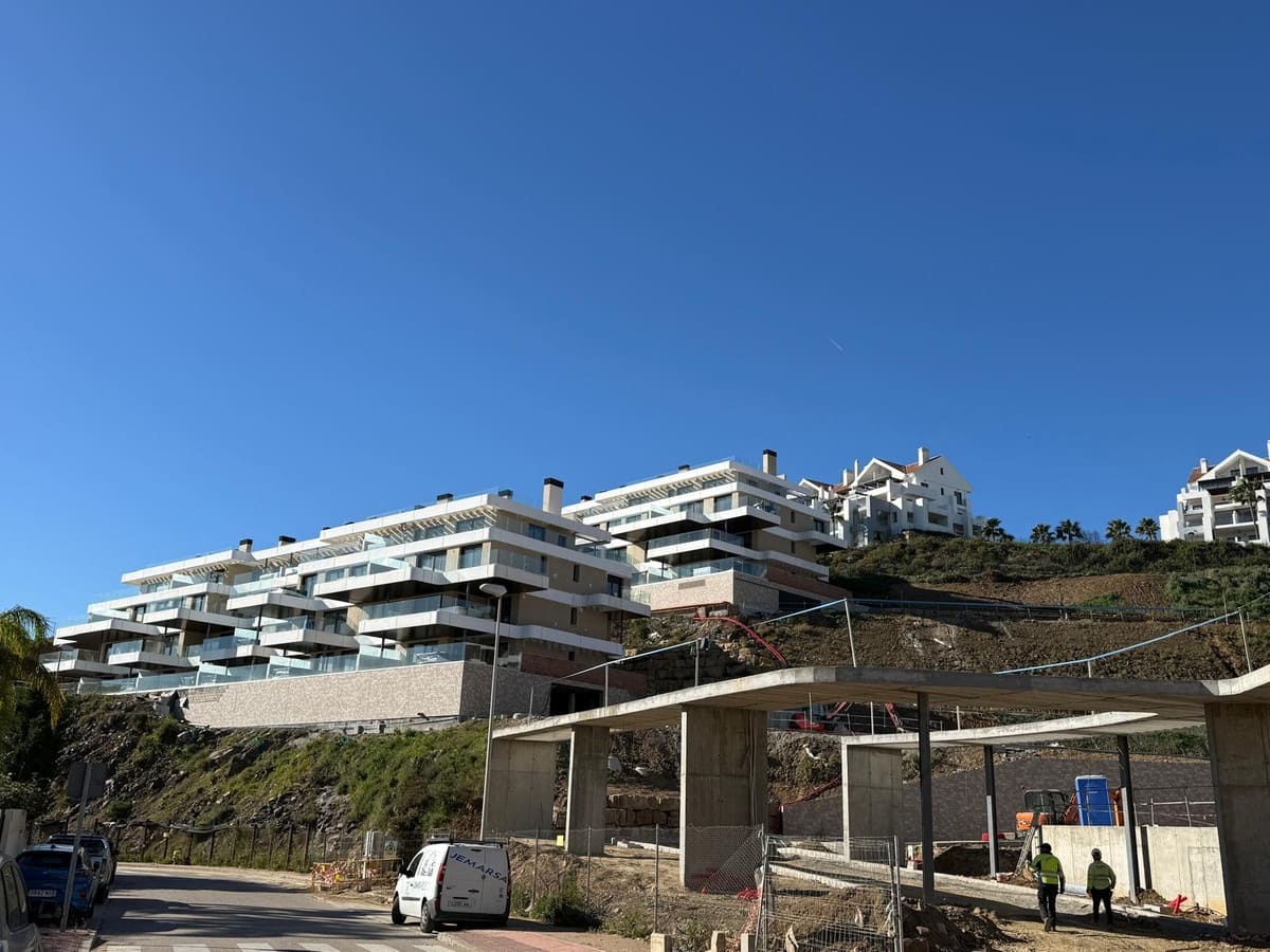 2 bedroom Apartment for sale in Mijas with pool garage - € 510,000 (Ref: 7700901)