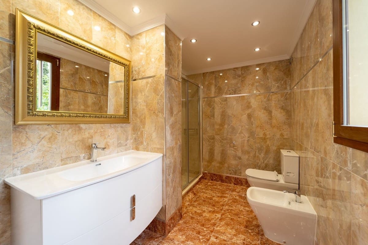 5 soveværelse Villa til salg i Marbella med swimmingpool garage - € 2.450.000 (Ref: 7703317)