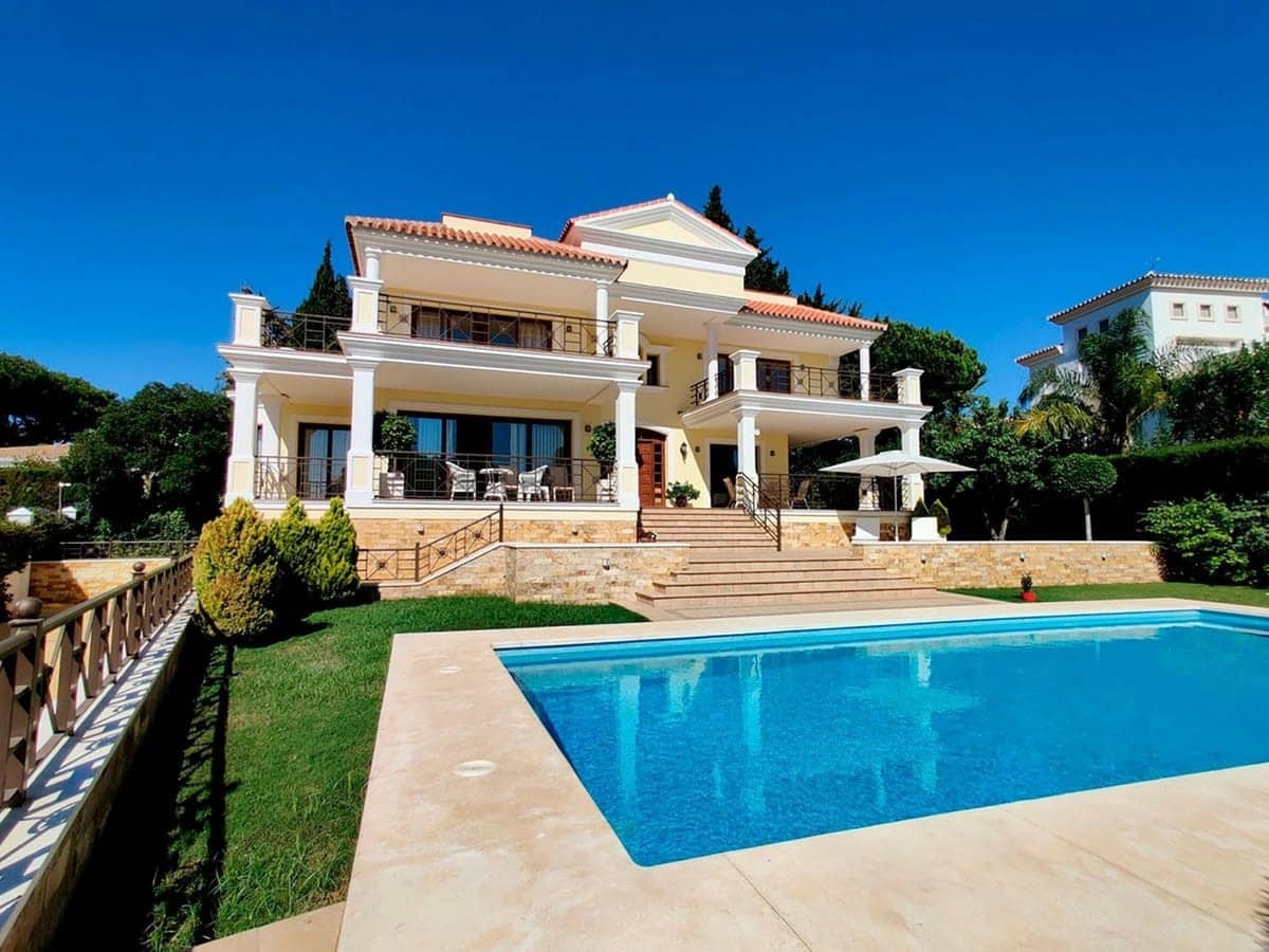 5 sovrum Villa till salu i Marbella med pool garage - 2 450 000 € (Ref: 7703317)