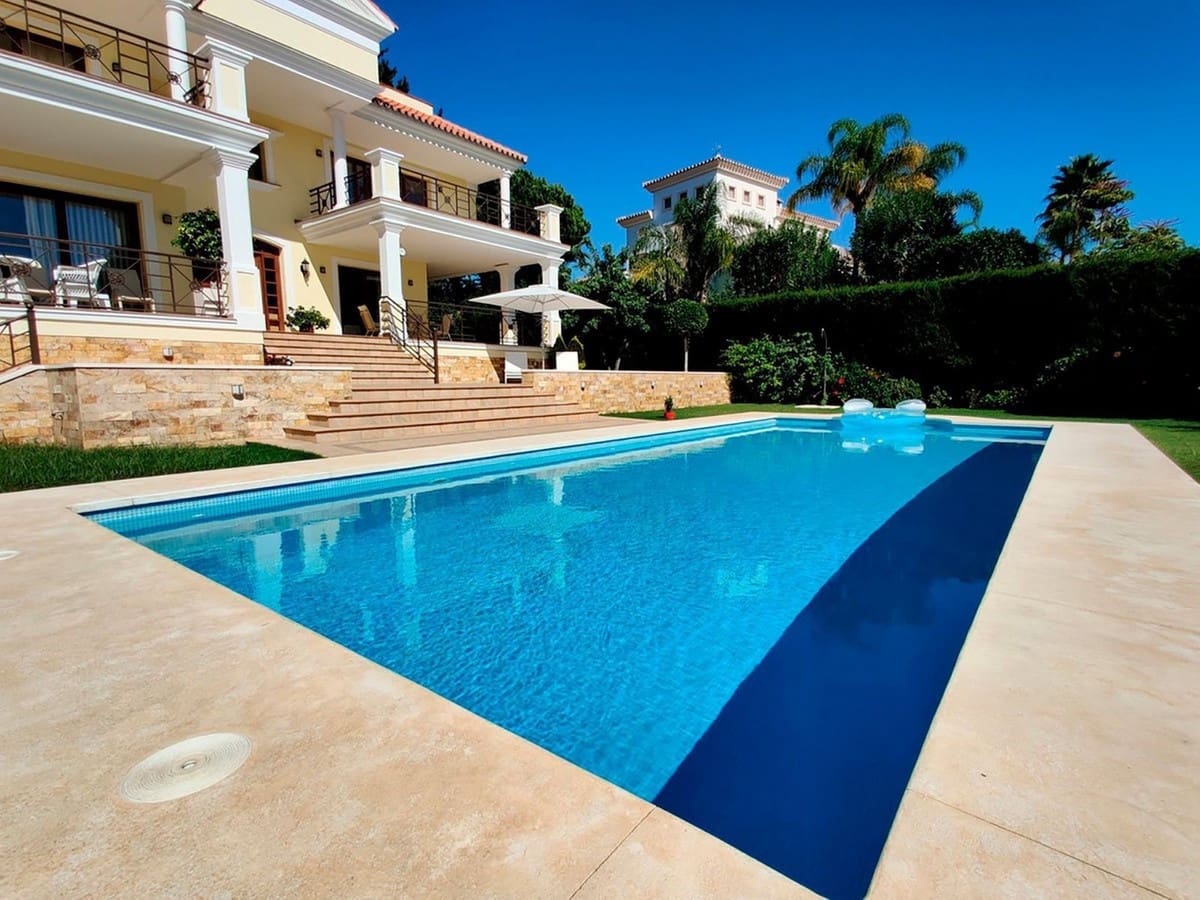 5 sovrum Villa till salu i Marbella med pool garage - 2 450 000 € (Ref: 7703317)