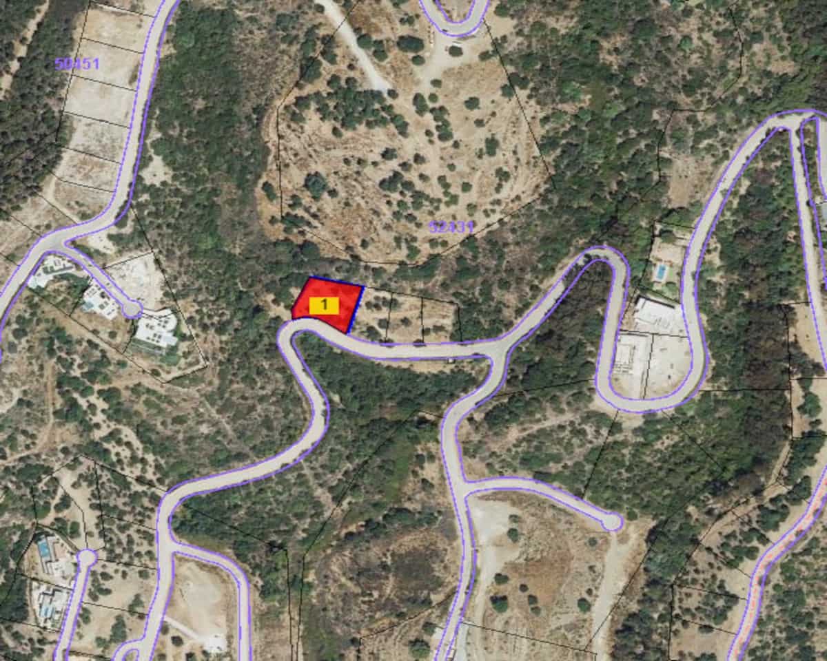 Grunde uden byggetilladelser til salg i Los Monteros - € 690.000 (Ref: 7871172)