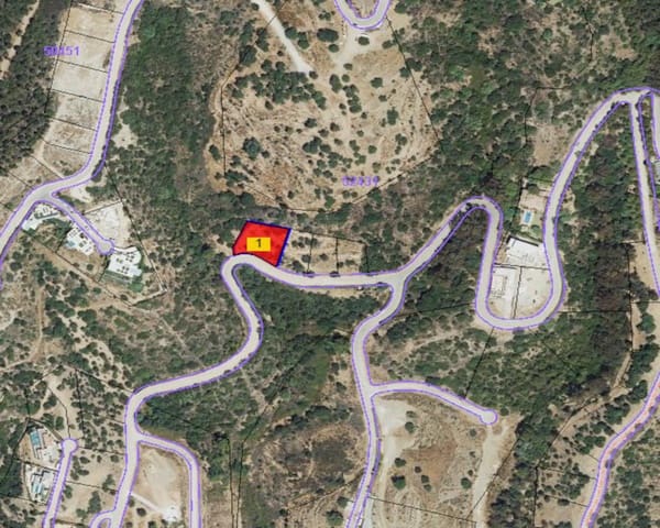 Undeveloped Land for sale in Los Monteros, Marbella - € 690,000 (Ref: 7871172)