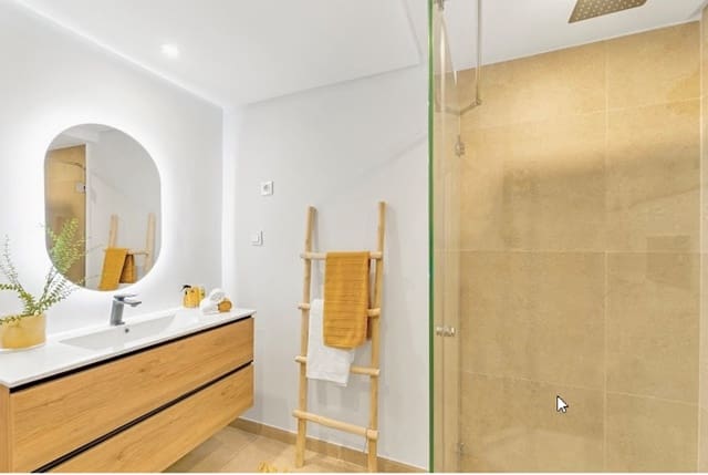 3 quarto Apartamento para venda em Estepona com piscina garagem - 1 260 000 € (Ref: 7950584)