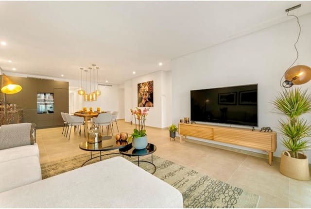 3 quarto Apartamento para venda em Estepona com piscina garagem - 1 260 000 € (Ref: 7950584)