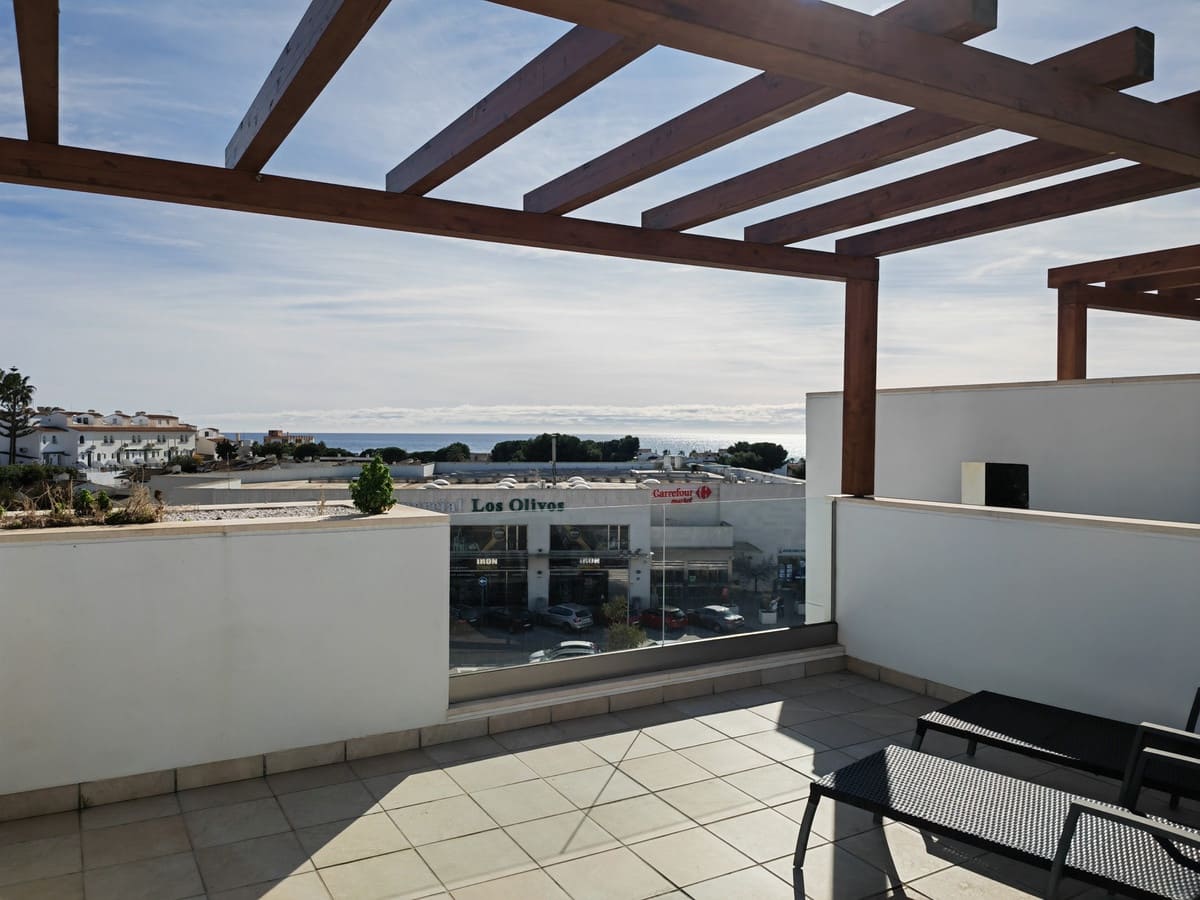 4 bedroom Townhouse for sale in Calahonda, Mijas with pool garage €