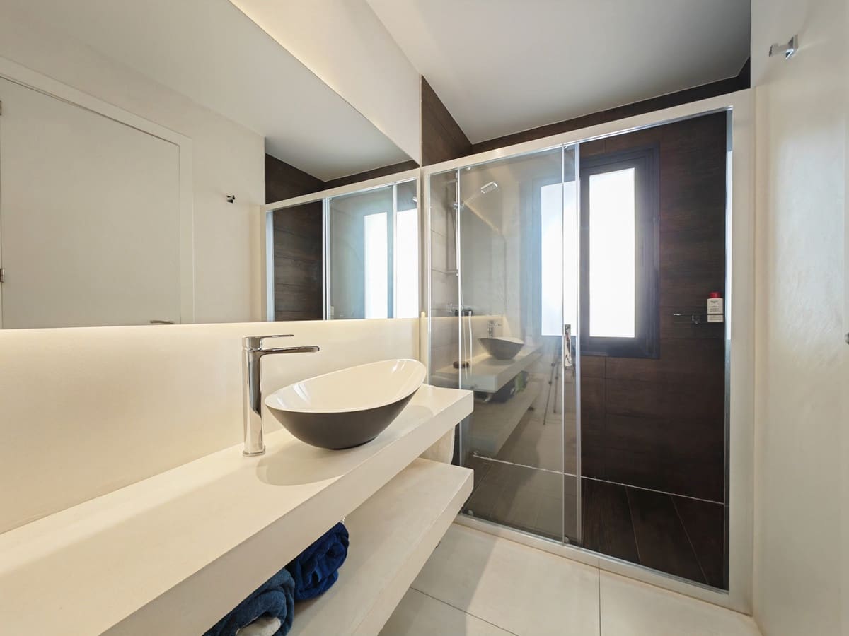 2 soverom Leilighet til salgs i Cabopino med svømmebasseng garasje - € 850 000 (Ref: 8139879)