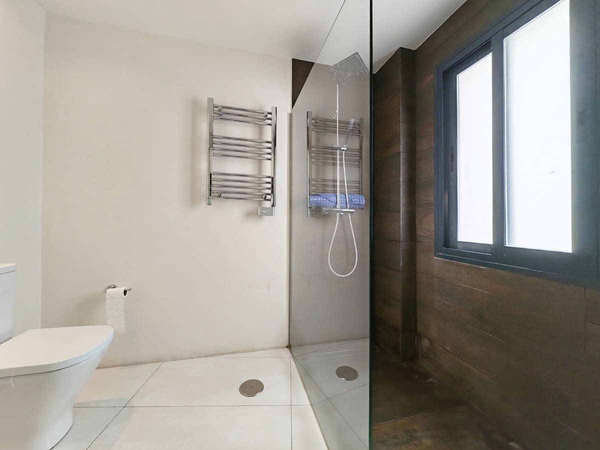 2 soverom Leilighet til salgs i Cabopino med svømmebasseng garasje - € 850 000 (Ref: 8139879)