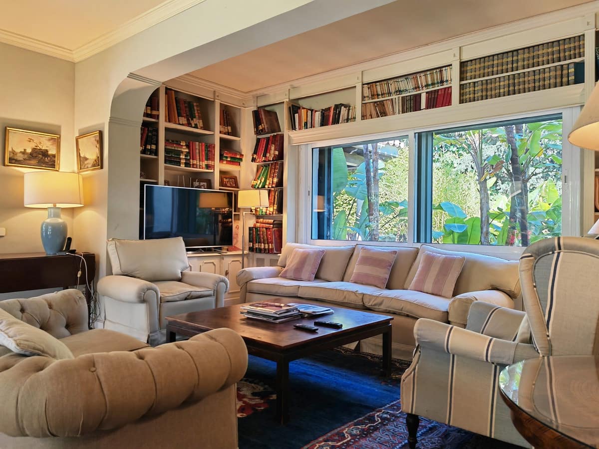 8 bedroom Villa for sale in Mijas Costa with pool garage - € 2,350,000 (Ref: 8199762)