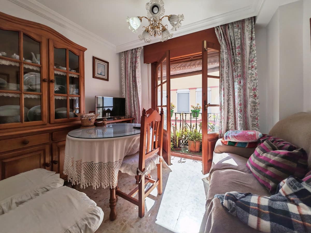 5 quarto Casa em Banda para venda em Estepona - 960 000 € (Ref: 8211888)