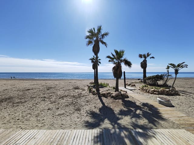 5 Zimmer Haus zu verkaufen in Estepona - 960.000 € (Ref: 8211888)