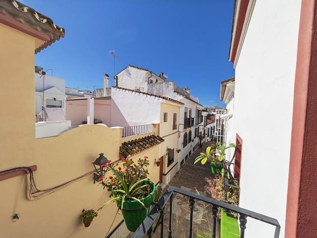 5 Zimmer Haus zu verkaufen in Estepona - 960.000 € (Ref: 8211888)