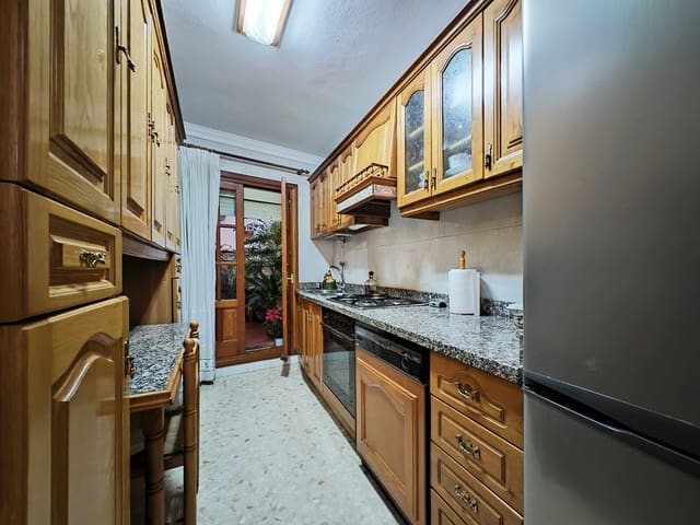 5 Zimmer Haus zu verkaufen in Estepona - 960.000 € (Ref: 8211888)
