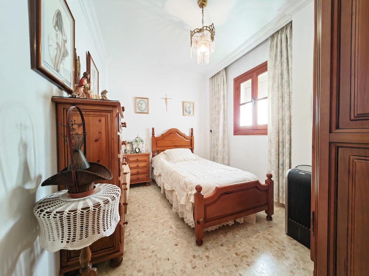 5 soveværelse Byhus til salg i Estepona - € 960.000 (Ref: 8211888)