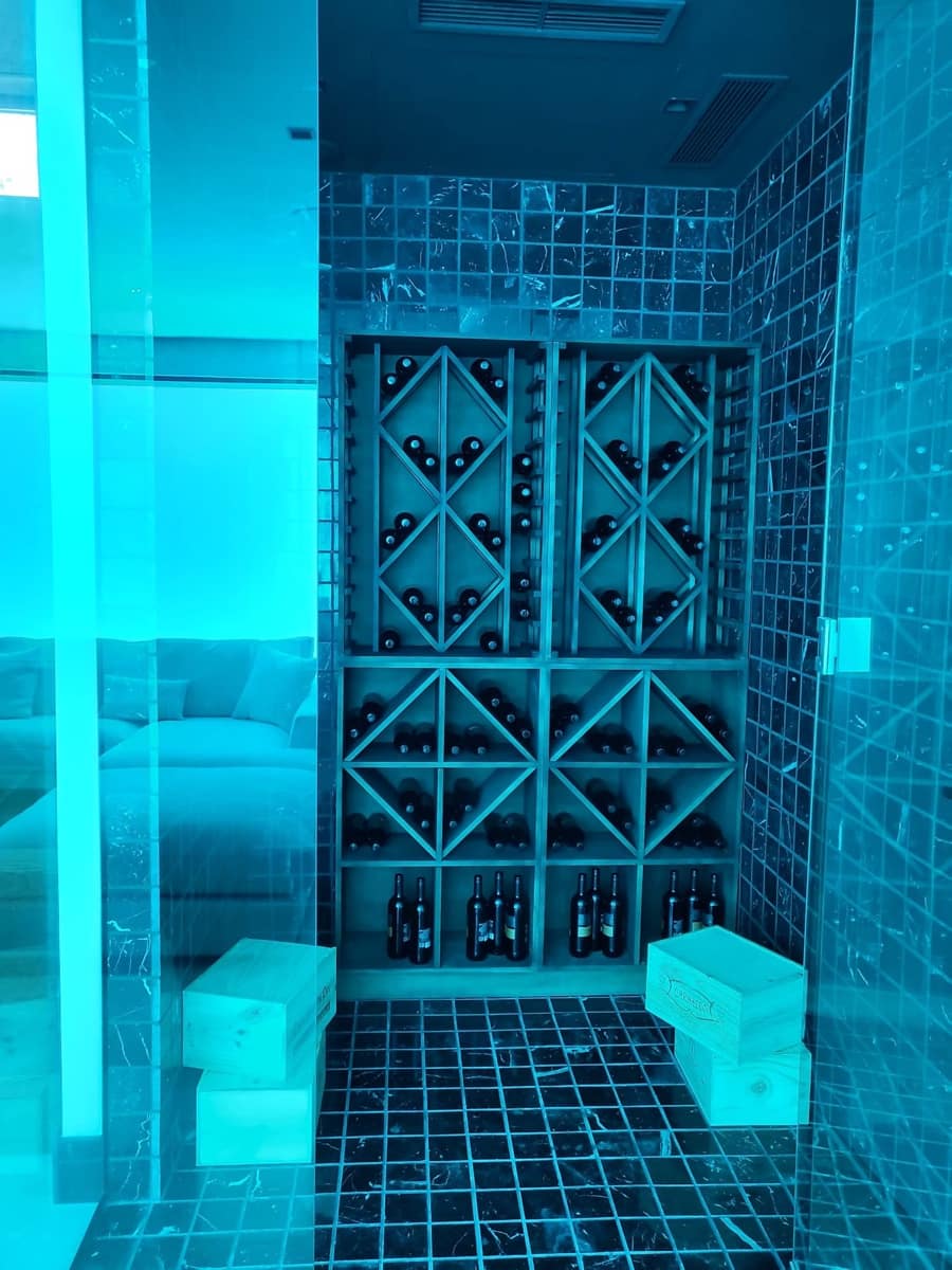 5 bedroom Villa for sale in Golden Mile with pool garage - € 4,995,000 (Ref: 8383441)