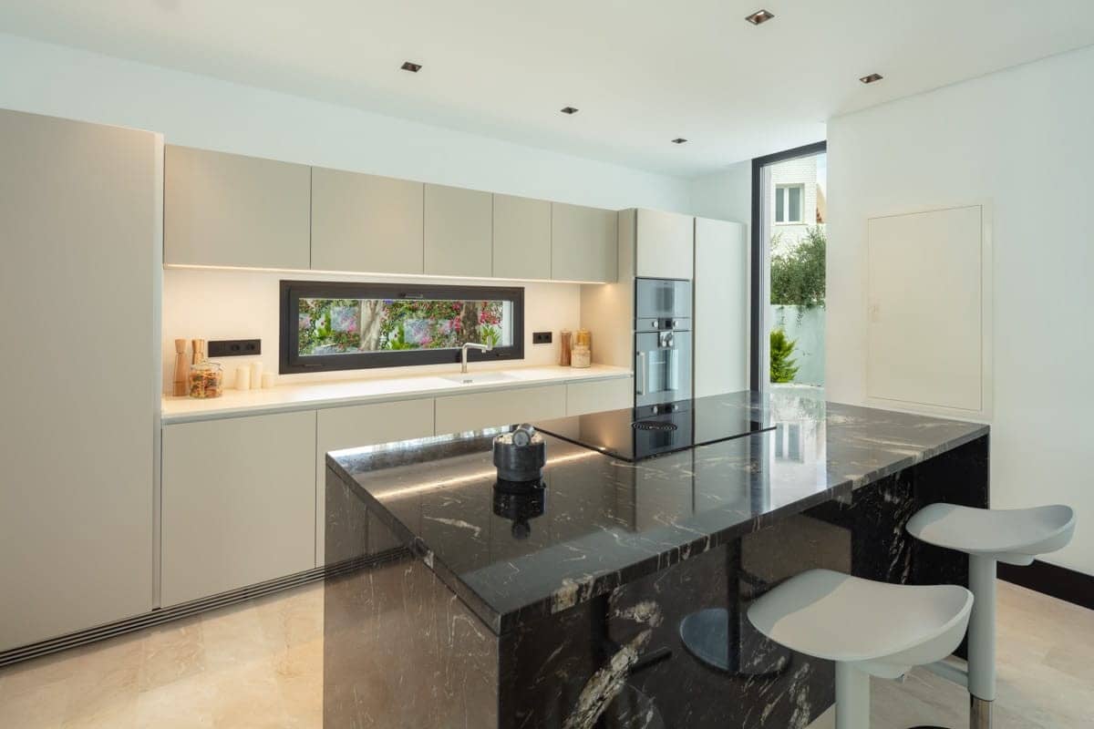Chalet de 5 habitaciones en Golden Mile en venta con piscina garaje - 4.995.000 € (Ref: 8383441)