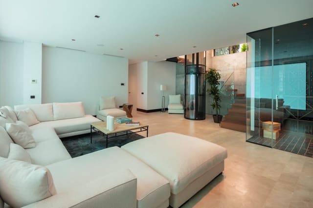 5 soverom Villa til salgs i Golden Mile, Marbella med svømmebasseng garasje - € 4 995 000 (Ref: 8383441)