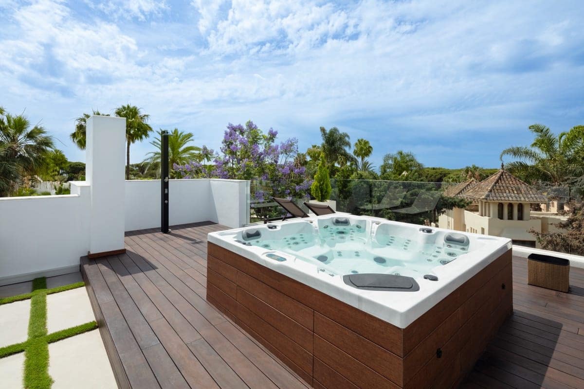 Chalet de 5 habitaciones en Golden Mile en venta con piscina garaje - 4.995.000 € (Ref: 8383441)