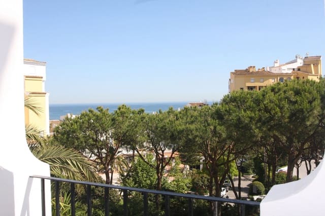 2 bedroom Apartment for rent in Cabopino, Marbella with pool - € 2,500 (Ref: 8488483)