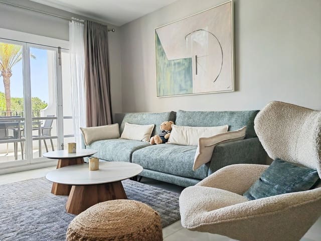 2 bedroom Apartment for rent in Cabopino, Marbella with pool - € 2,500 (Ref: 8488483)