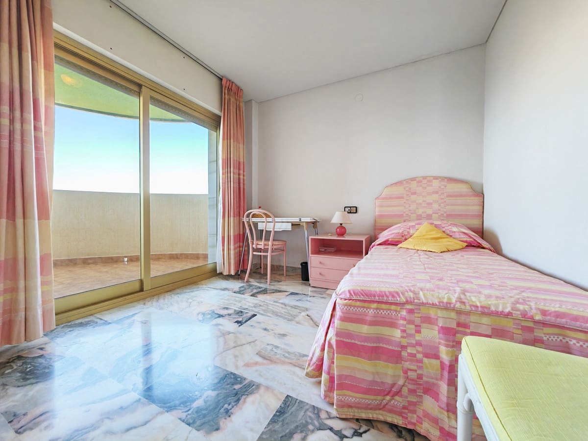 5 soveværelse Lejlighed til salg i Fuengirola med swimmingpool - € 1.640.000 (Ref: 8532182)