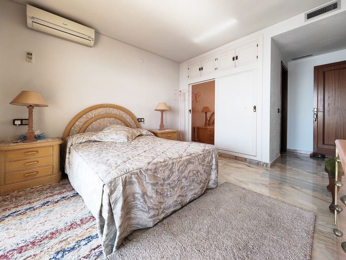 5 soveværelse Lejlighed til salg i Fuengirola med swimmingpool - € 1.640.000 (Ref: 8532182)