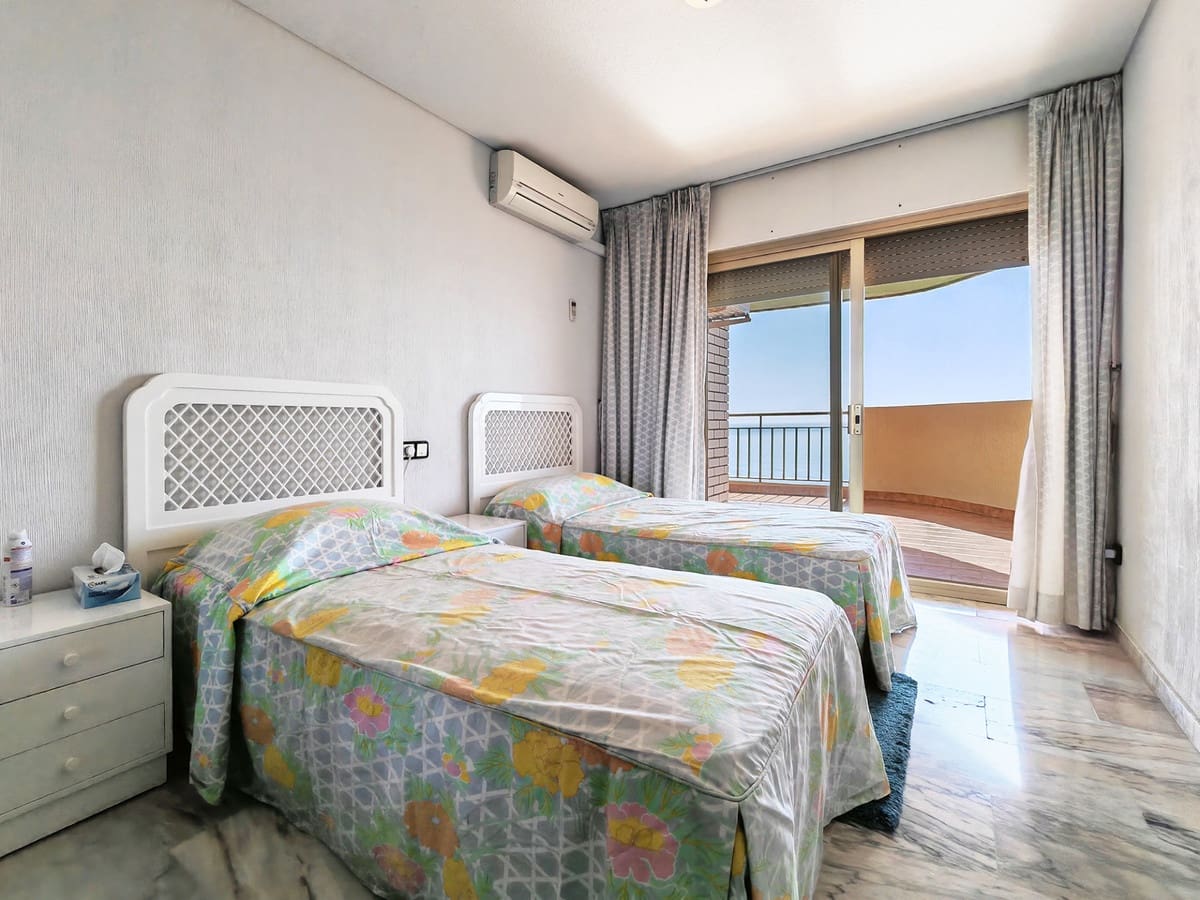 5 soveværelse Lejlighed til salg i Fuengirola med swimmingpool - € 1.640.000 (Ref: 8532182)