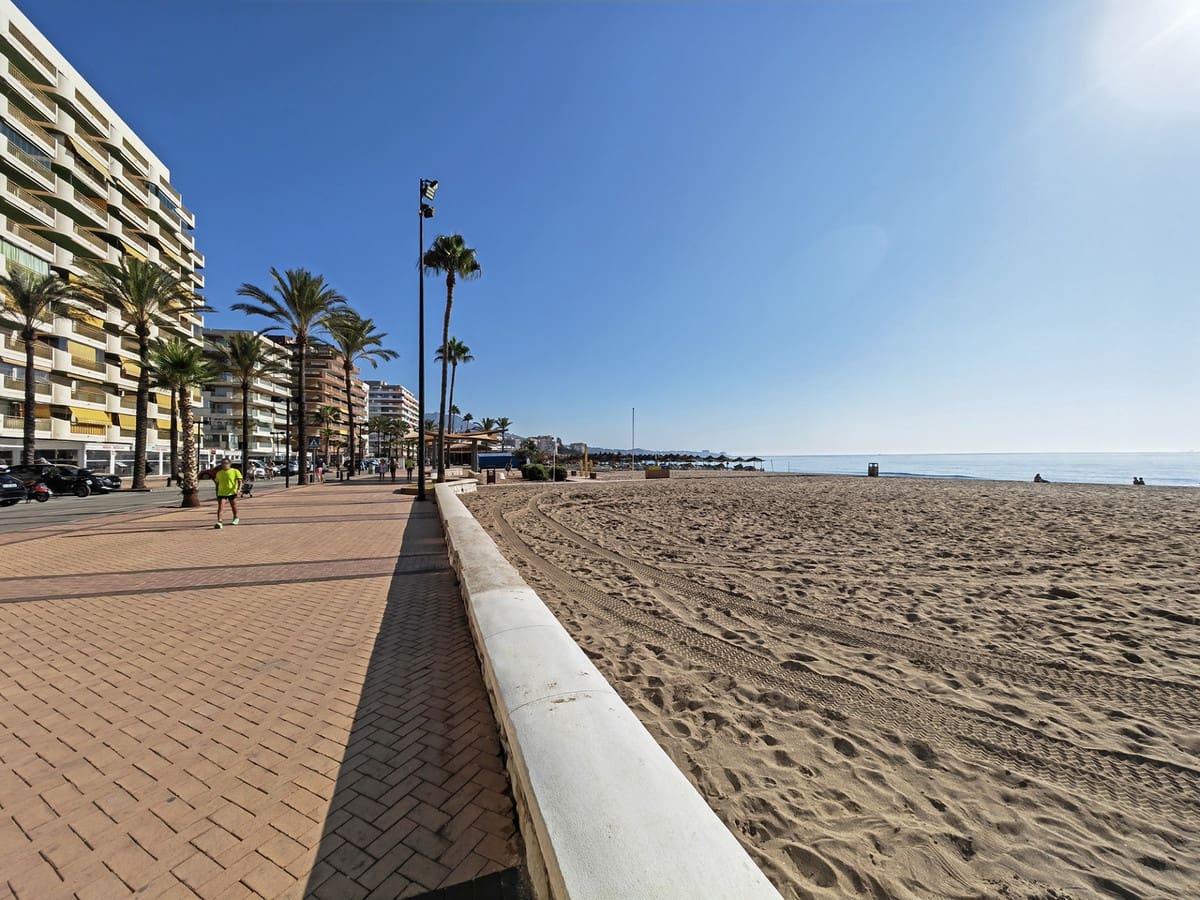 5 soveværelse Lejlighed til salg i Fuengirola med swimmingpool - € 1.640.000 (Ref: 8532182)