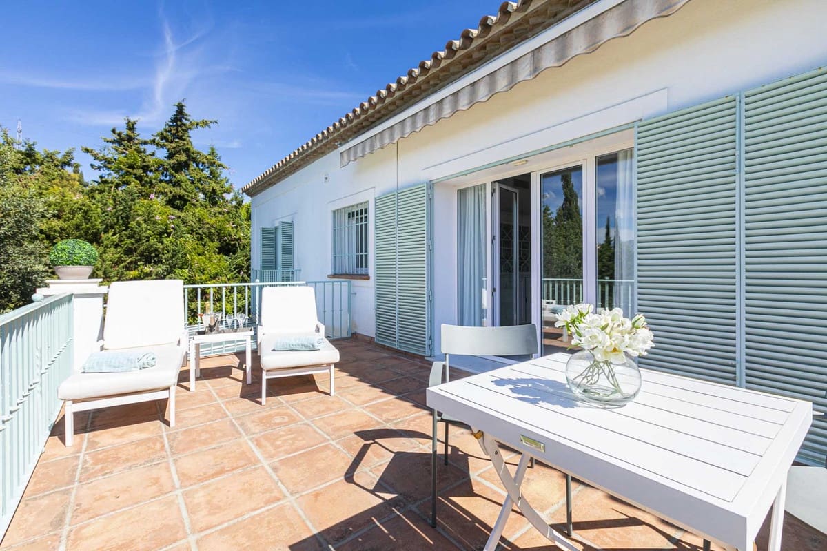 5 sypialnia Willa na sprzedaż w Elviria z basenem garażem - 2 290 000 € (Ref: 8620291)