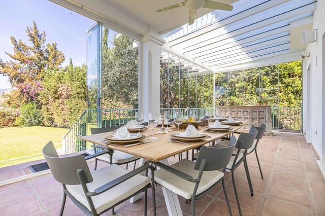 5 sypialnia Willa na sprzedaż w Elviria, Marbella z basenem garażem - 2 290 000 € (Ref: 8620291)